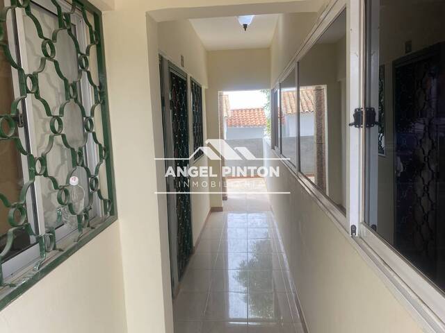APARTAMENTO para Alquiler en Maracaibo - 4