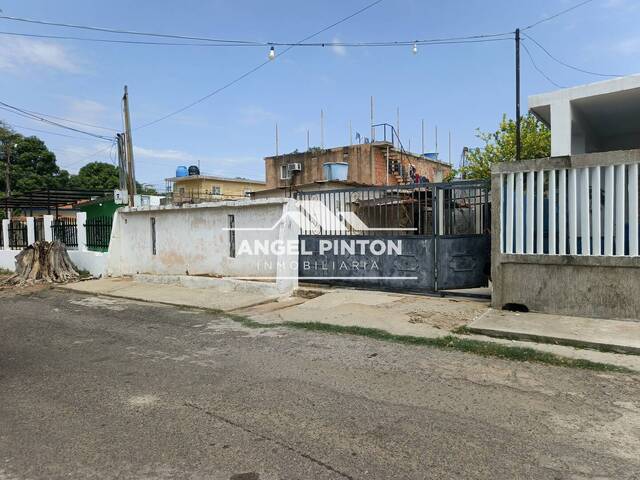 #8906 - CASA para Venta en Maracaibo - V - 1