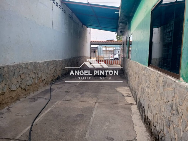 #8913 - CASA para Venta en Barquisimeto - K - 2