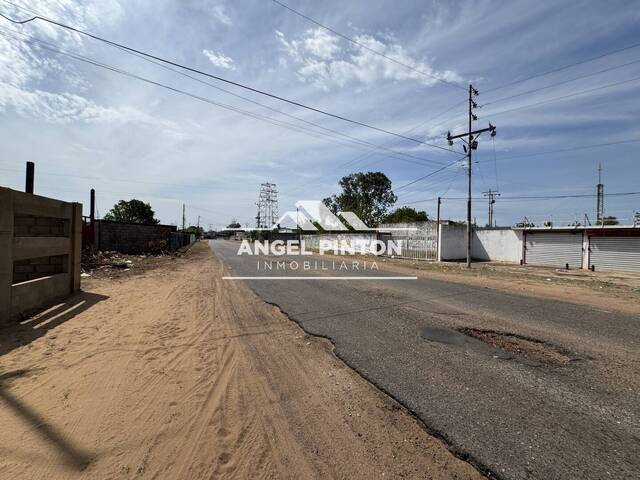 #8914 - EDIFICIO COMERCIAL para Alquiler en La Concepción - V - 2