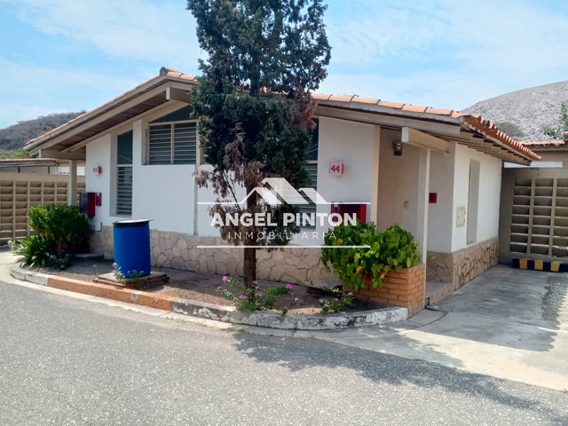 #8918 - UNIDAD HOTELERA para Venta en Barquisimeto - K