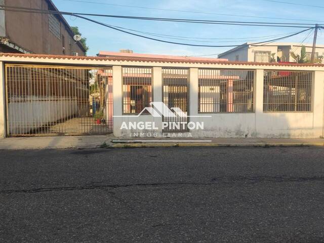 #8945 - CASA para Venta en Maracaibo - V - 2