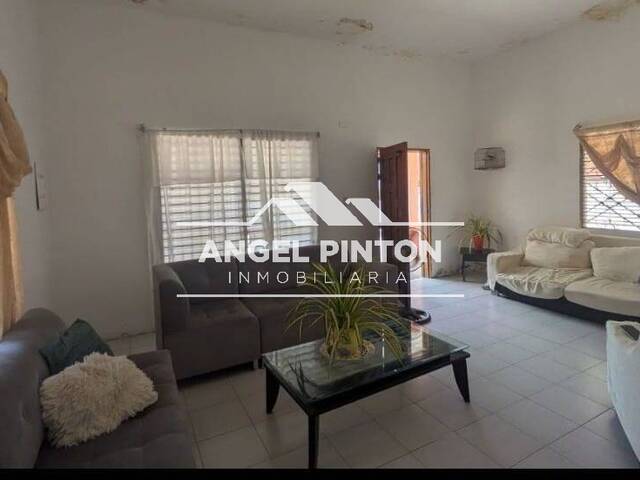#8945 - CASA para Venta en Maracaibo - V - 3