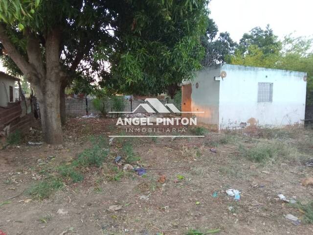 #10108 - TERRENO para Venta en Maracaibo - V