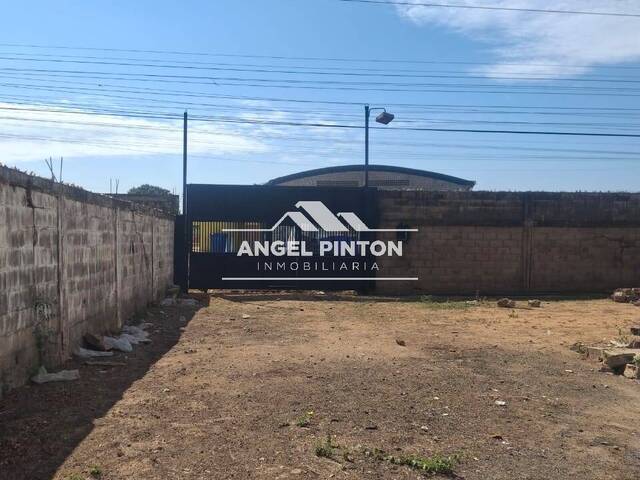 #8965 - TERRENO para Venta en Maracaibo - V