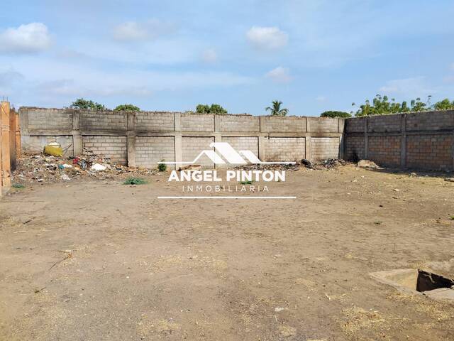 #8965 - TERRENO para Venta en Maracaibo - V