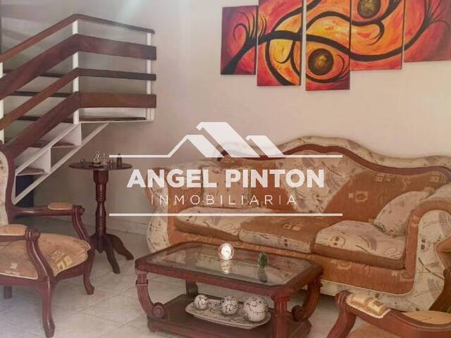 #8972 - CONJUNTO CERRADO para Alquiler en Araure - P - 2