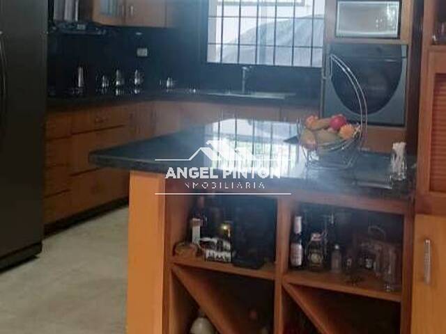 #8972 - CONJUNTO CERRADO para Alquiler en Araure - P - 3