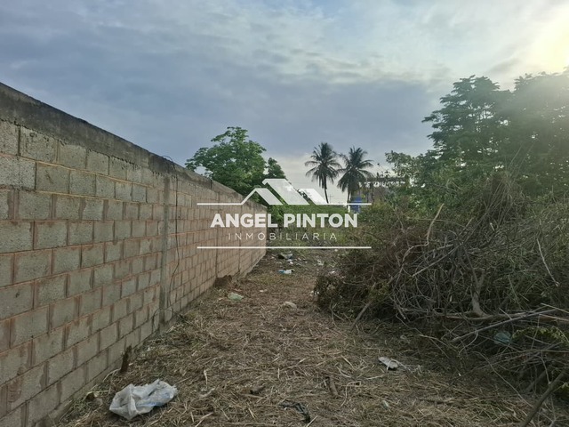 #8974 - TERRENO para Venta en Cabimas - V - 2