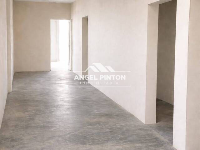 #8980 - LOCAL COMERCIAL para Venta en Maracaibo - V - 2