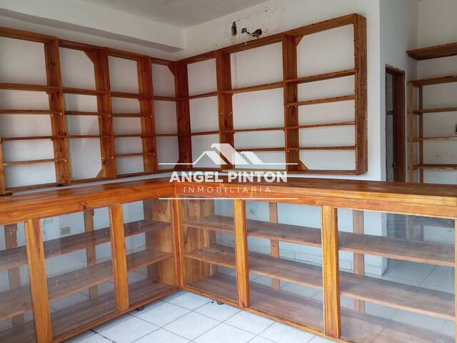 #8990 - LOCAL COMERCIAL para Alquiler en San Francisco - V - 3