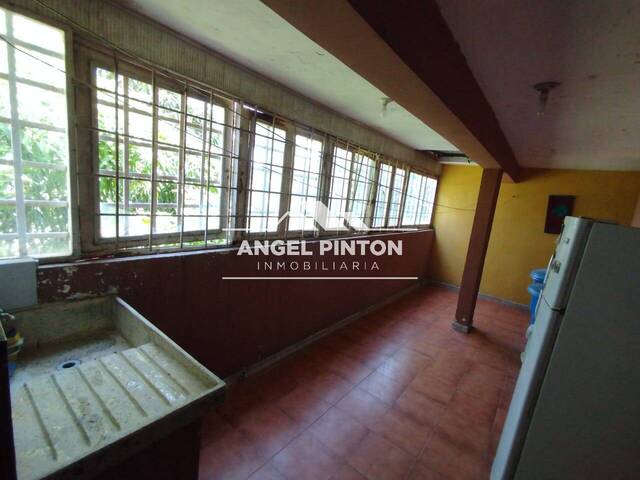 #8996 - APARTAMENTO para Venta en Maracaibo - V - 3