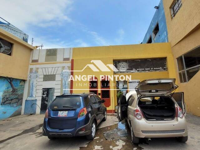 #9021 - LOCAL COMERCIAL para Venta en San Francisco - V