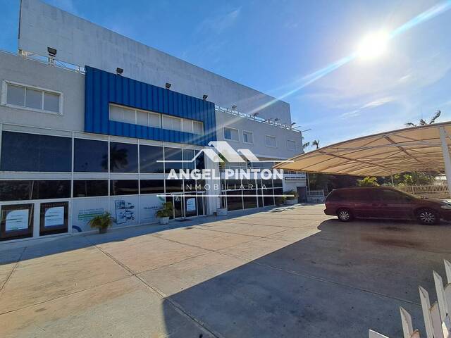#9035 - EDIFICIO COMERCIAL para Venta en Maracaibo - V - 1