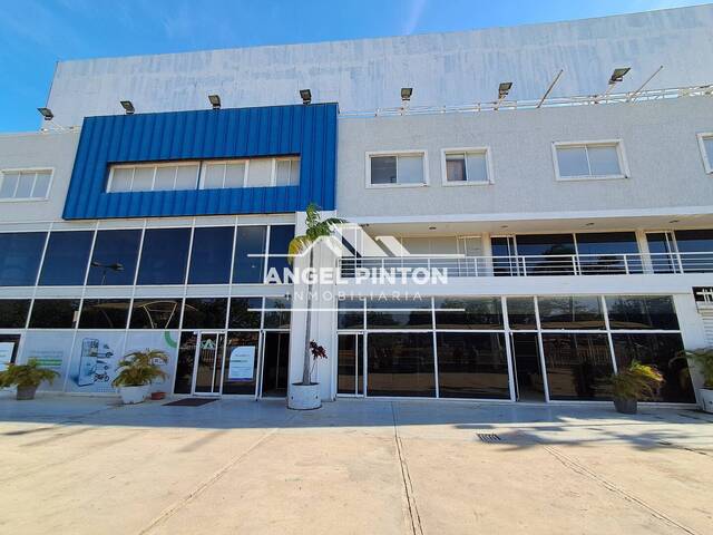 #9035 - EDIFICIO COMERCIAL para Venta en Maracaibo - V - 3