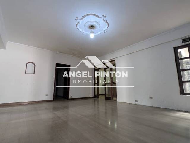 #90140 - CASA COMERCIAL para Venta en Maracaibo - V - 3