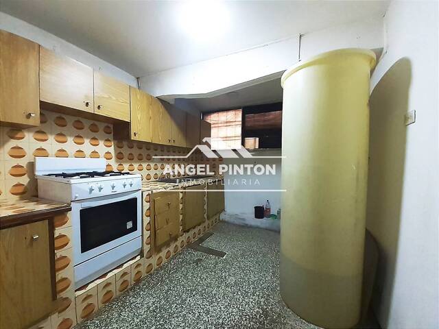 APARTAMENTO para Alquiler en Maracaibo - 4
