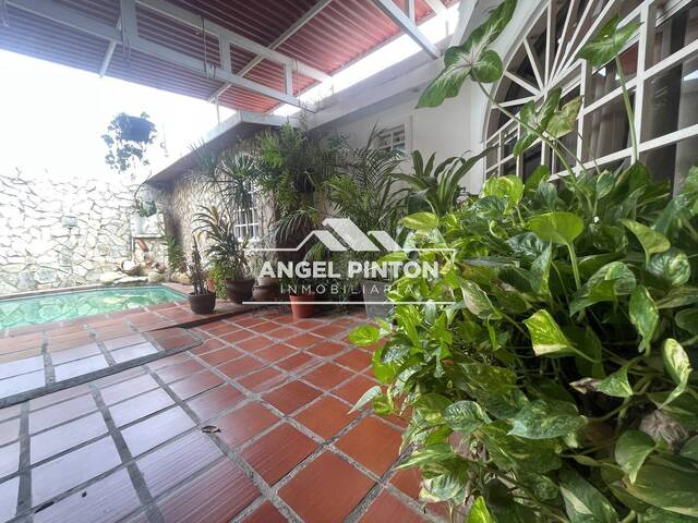 CONJUNTO CERRADO para Venta en Maracaibo - 5