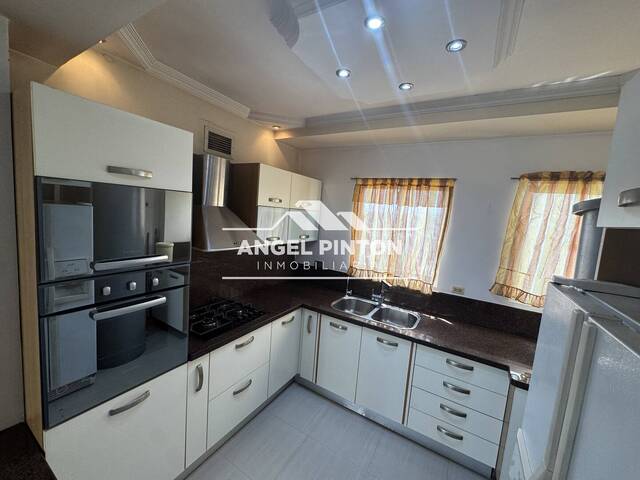 #9061 - APARTAMENTO para Alquiler en Maracaibo - V - 3