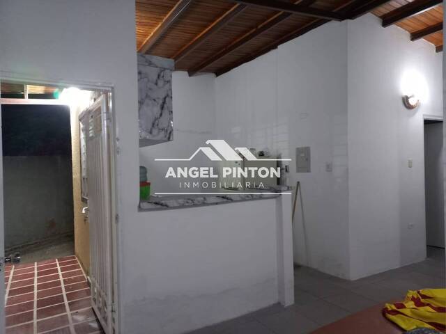 #9129 - CASA para Venta en Maracaibo - V - 2