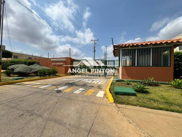 #9131 - CONJUNTO CERRADO para Venta en Maracaibo - V - 3