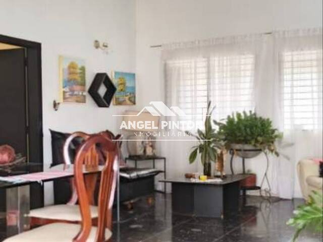 #9141 - CASA COMERCIAL para Venta en Acarigua - P - 2