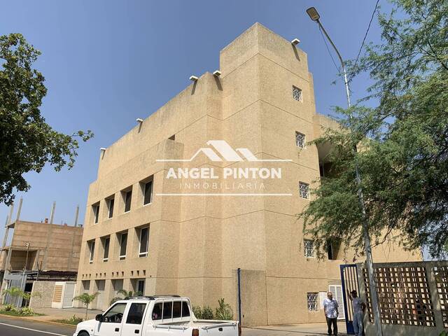 #9152 - OFICINA para Venta en Maracaibo - V - 1