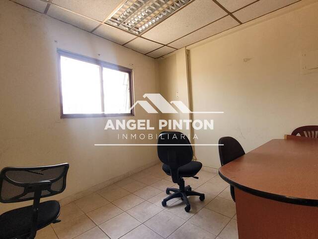 LOCAL COMERCIAL para Venta en Maracaibo - 4