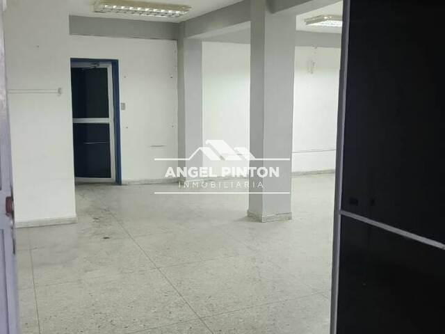 LOCAL COMERCIAL para Alquiler en Acarigua - 4