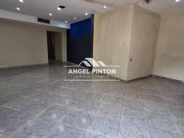 #9182 - LOCAL COMERCIAL para Alquiler en Maracaibo - V - 2