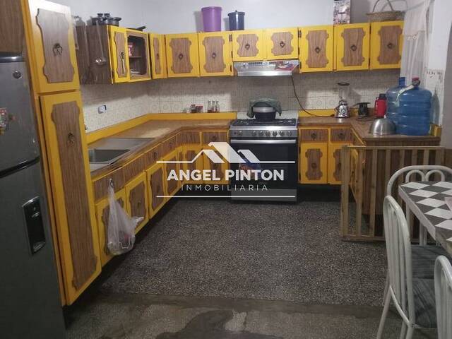 #91835 - CASA COMERCIAL para Venta en Maracaibo - V