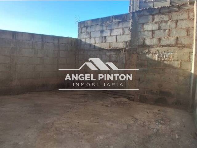 #9026 - GALPÓN / BODEGA para Venta en Maracaibo - V - 2