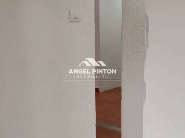LOCAL COMERCIAL para Alquiler en Caracas - 5