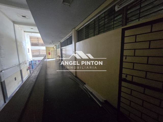 #9899 - LOCAL COMERCIAL para Venta en Maracaibo - V - 3