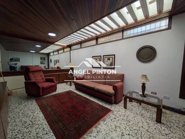#9213 - APARTAMENTO para Alquiler en Maracaibo - V - 2