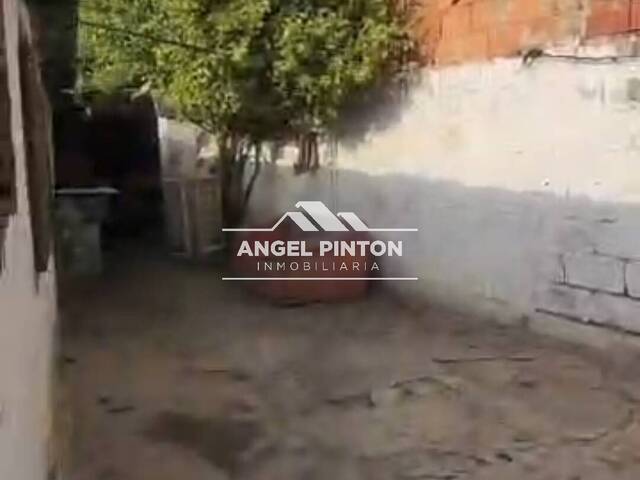 #9161 - CONJUNTO CERRADO para Venta en Maracaibo - V - 2