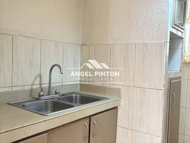 APARTAMENTO para Venta en Maracaibo - 4