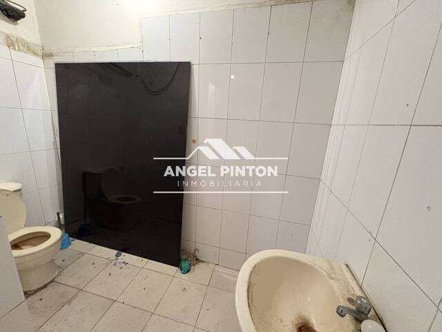 LOCAL COMERCIAL para Venta en Maracaibo - 4