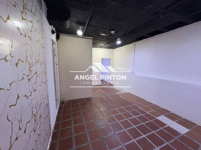 #9237 - LOCAL COMERCIAL para Venta en Maracaibo - V - 2