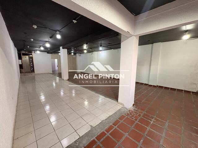 #9237 - LOCAL COMERCIAL para Venta en Maracaibo - V - 1