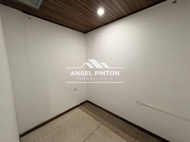 #9241 - LOCAL COMERCIAL para Alquiler en Maracaibo - V - 3