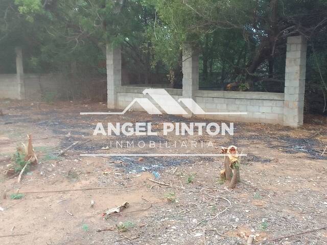 #9331 - TERRENO para Venta en Maracaibo - V - 1