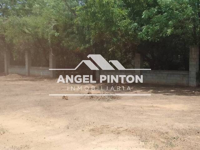 #9331 - TERRENO para Venta en Maracaibo - V - 3