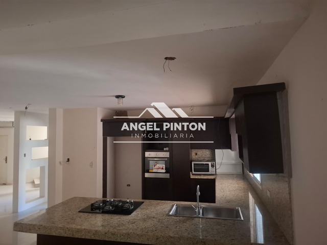 CONJUNTO CERRADO para Venta en Maracaibo - 3