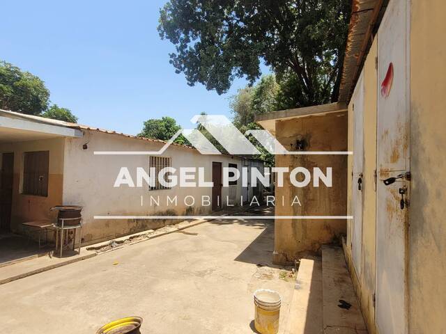 #9421 - LOCAL COMERCIAL para Venta en Maracaibo - V - 3