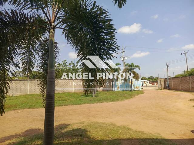 #9432 - TERRENO para Venta en Maracaibo - V - 3