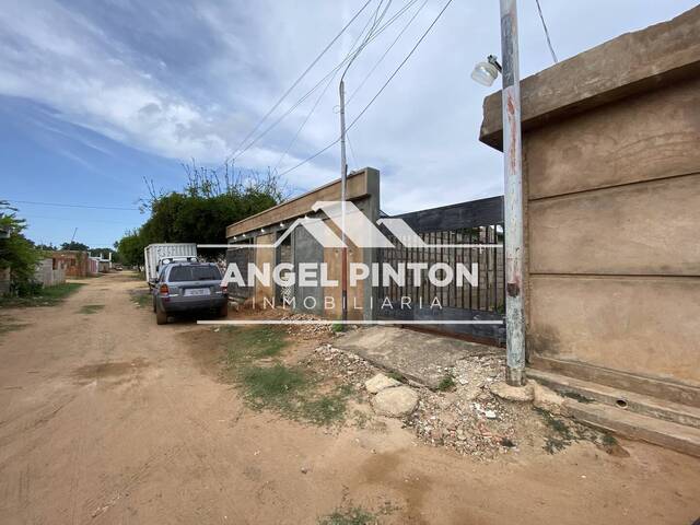 #94165 - CONJUNTO CERRADO para Venta en Maracaibo - V - 3