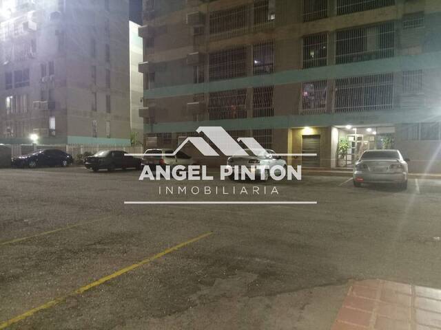#9504 - APARTAMENTO para Venta en Maracaibo - V - 3