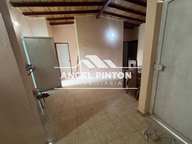 CASA para Venta en Trujillo - 3