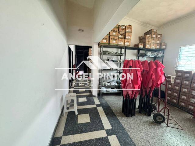 #9543 - LOCAL COMERCIAL para Venta en Maracaibo - V - 2